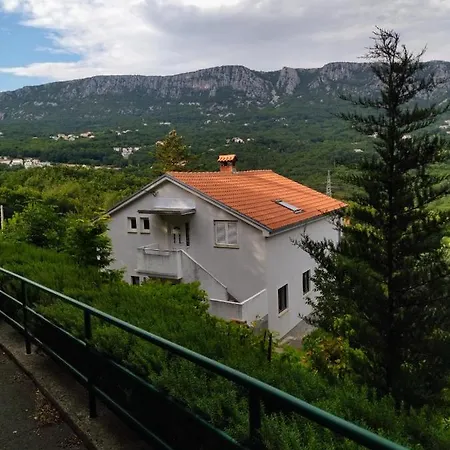 Apartman Sana *