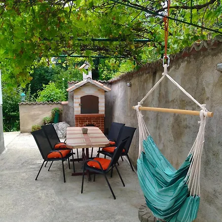 Sana * Bribir (Primorje-Gorski Kotar)