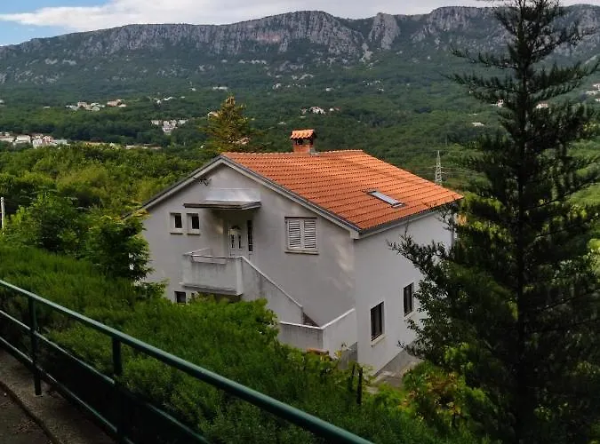 Apartman Sana *